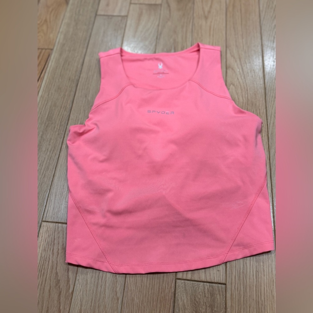 Spyder Active Medium top coral NWOT